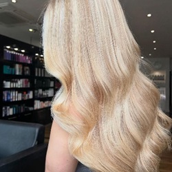 blonde hair experts in greater manchester
